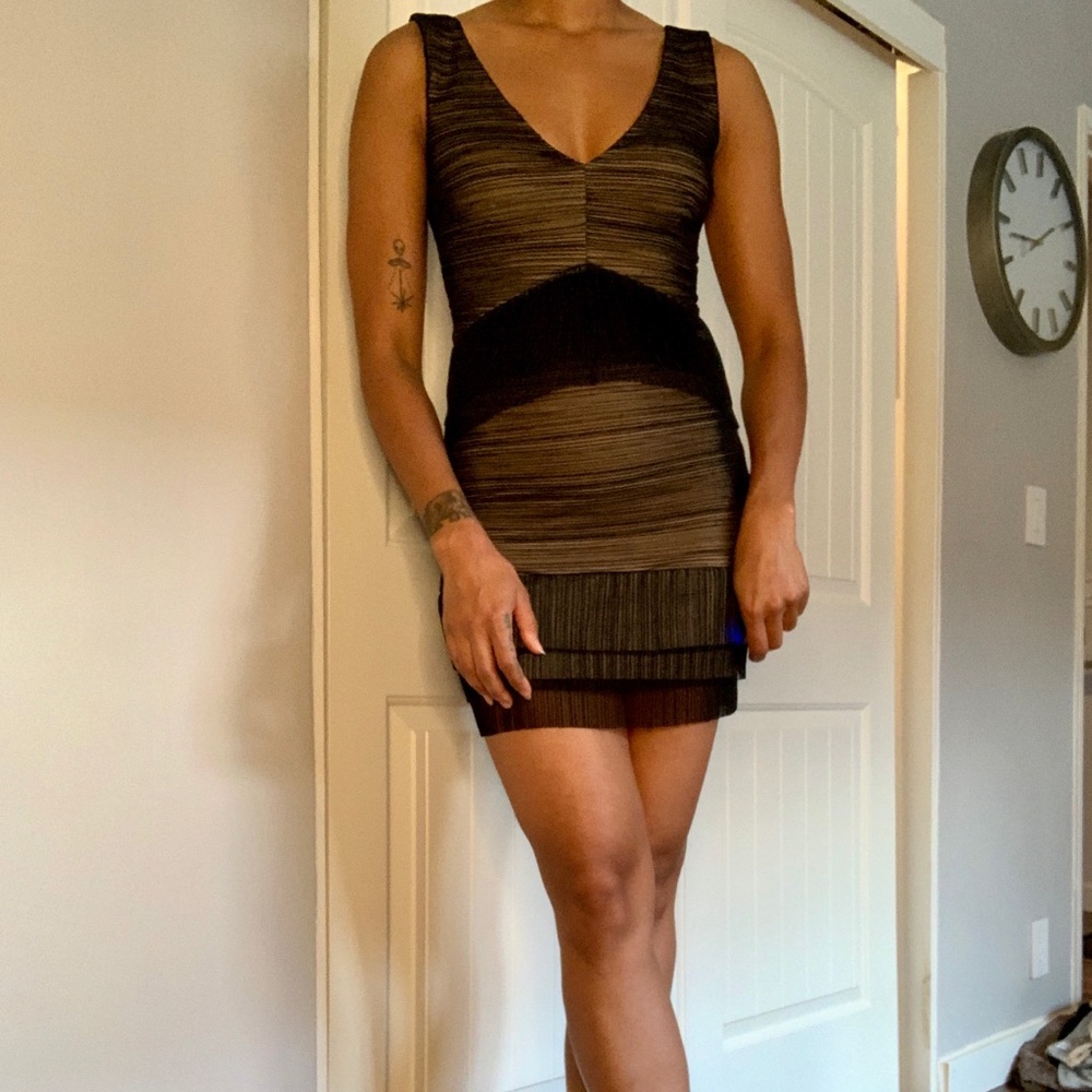 Designer dresses - Picture 6 of 8